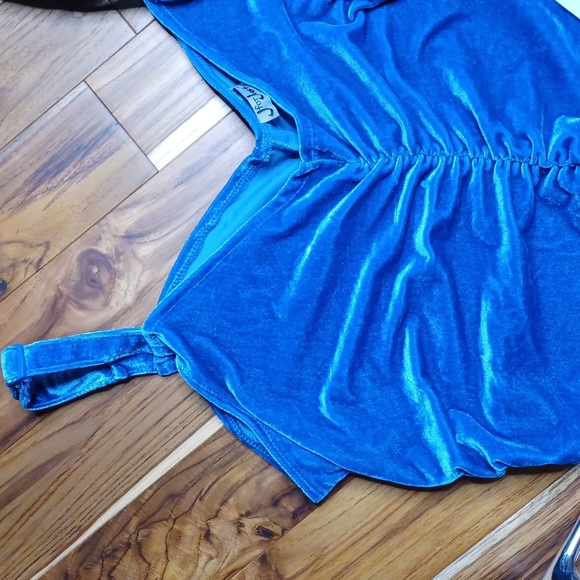🌿Blue Velvet Ruched Mini Dress Size 2X - Picture 3 of 9